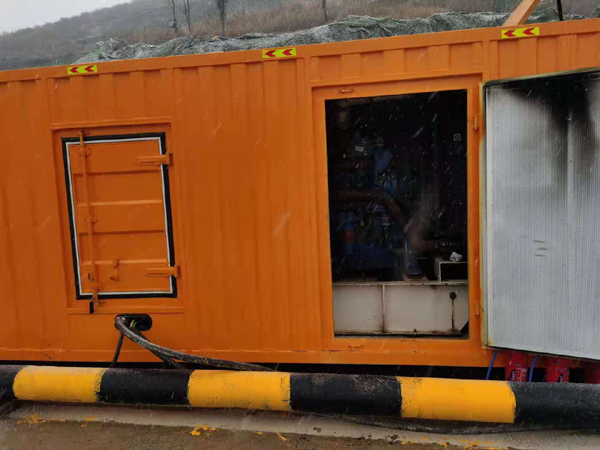 新州镇发电机出租 柴油发电机组电压低报警怎么办？