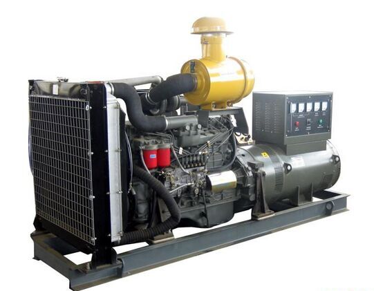 新州镇汽油发电机组冬季保养时,燃油系统需要注意什么?