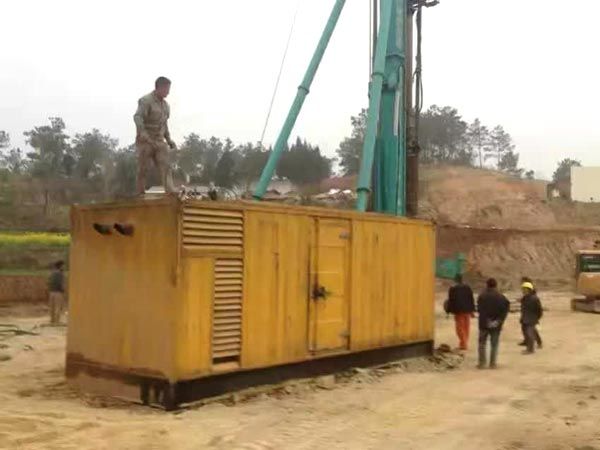 新州镇如何判断水冷式机油散热器密封件是否需要更换？